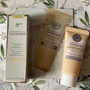 IT Cosmetics Confidence in a Cleanser